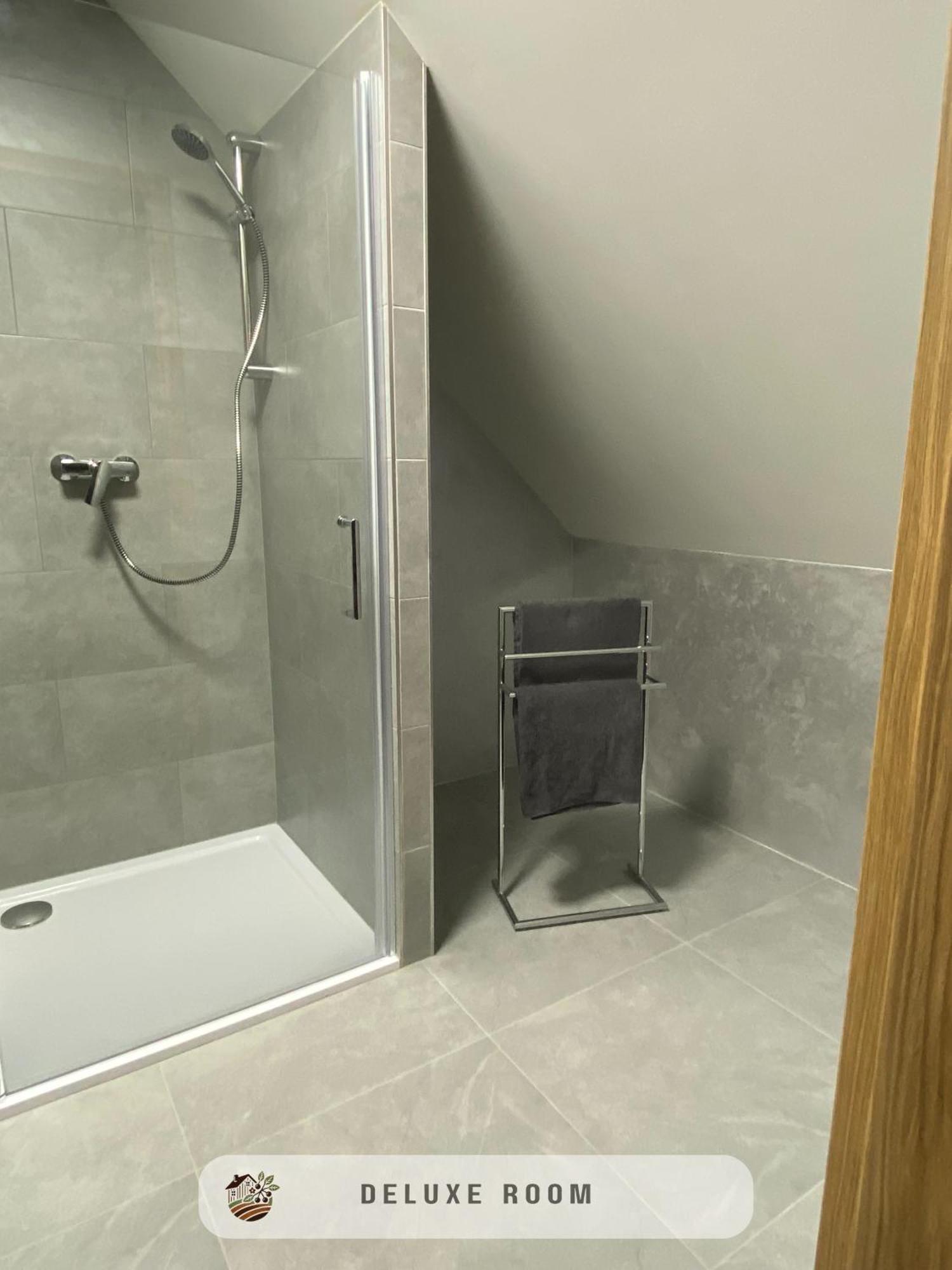Apartmanovy Dom Visnove Екстериор снимка