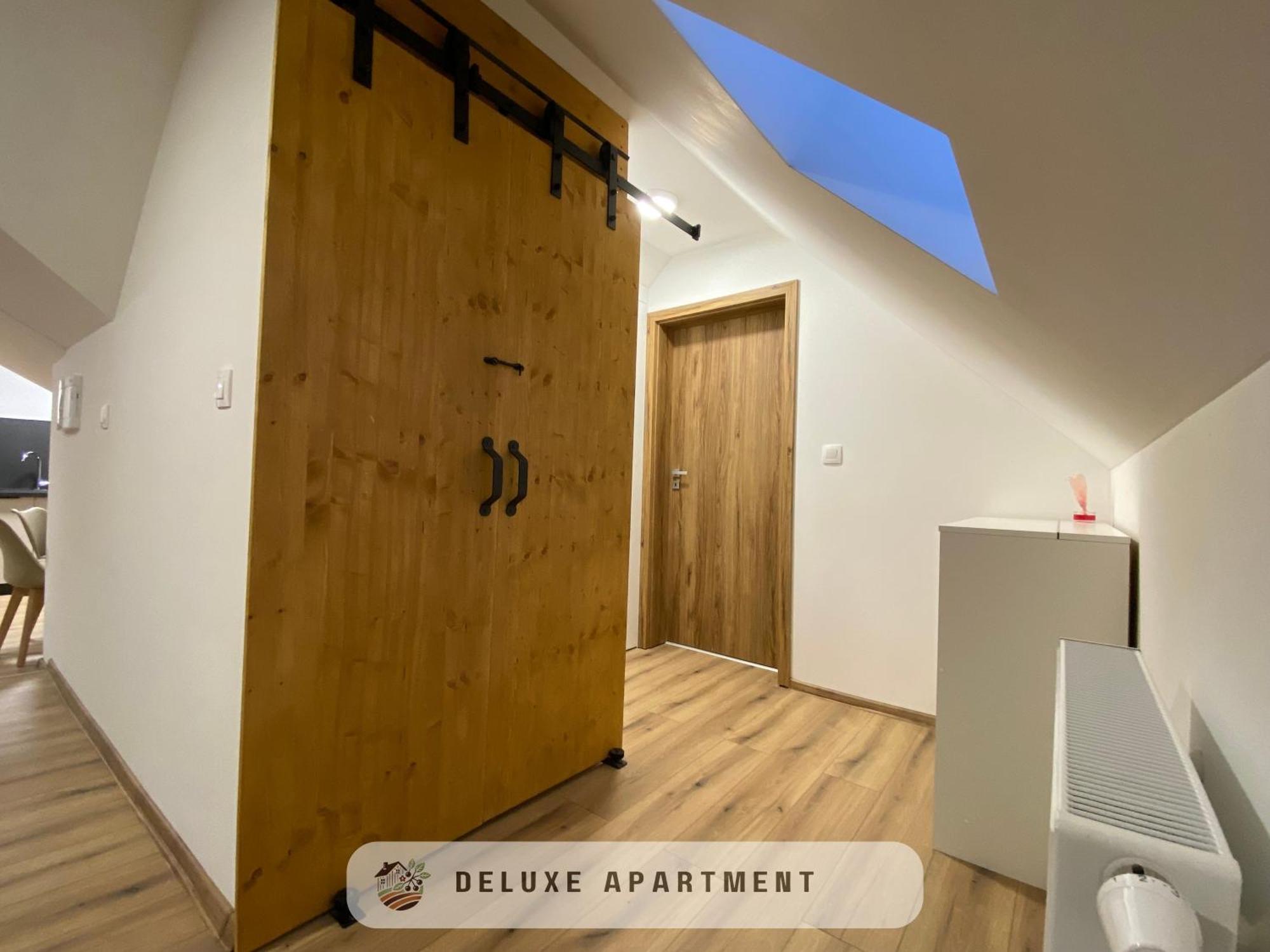 Apartmanovy Dom Visnove Екстериор снимка